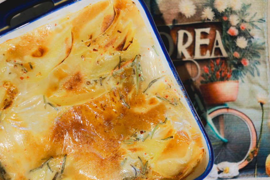 Gratin de pommes de terre et saumon, simple et chic